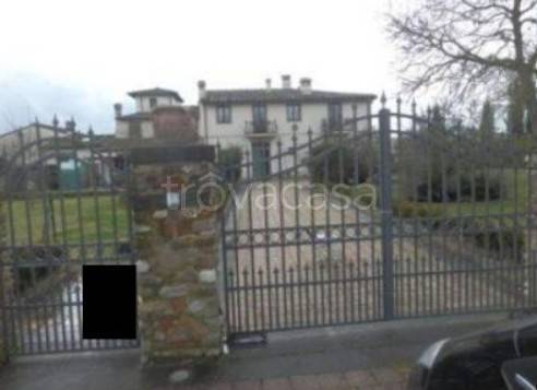 casa indipendente in vendita a Scarperia e San Piero