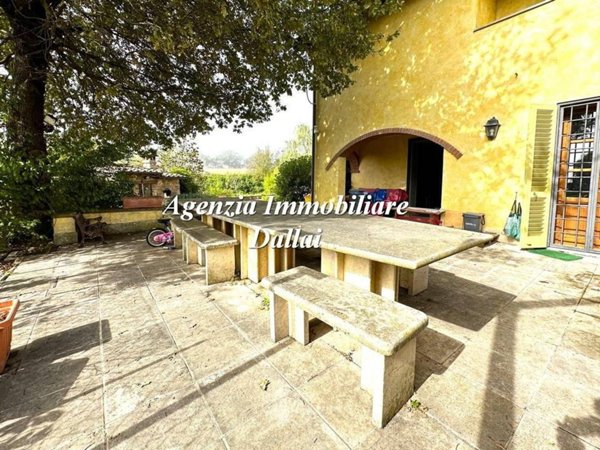casa indipendente in vendita a Scarperia e San Piero in zona San Piero a Sieve
