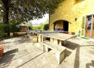 casa indipendente in vendita a Scarperia e San Piero in zona Scarperia