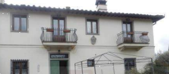 appartamento in vendita a Scarperia e San Piero in zona Scarperia