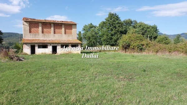 casa indipendente in vendita a Scarperia e San Piero in zona Scarperia