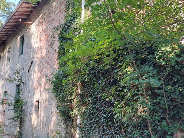 casa indipendente in vendita a Scarperia e San Piero in zona San Piero a Sieve