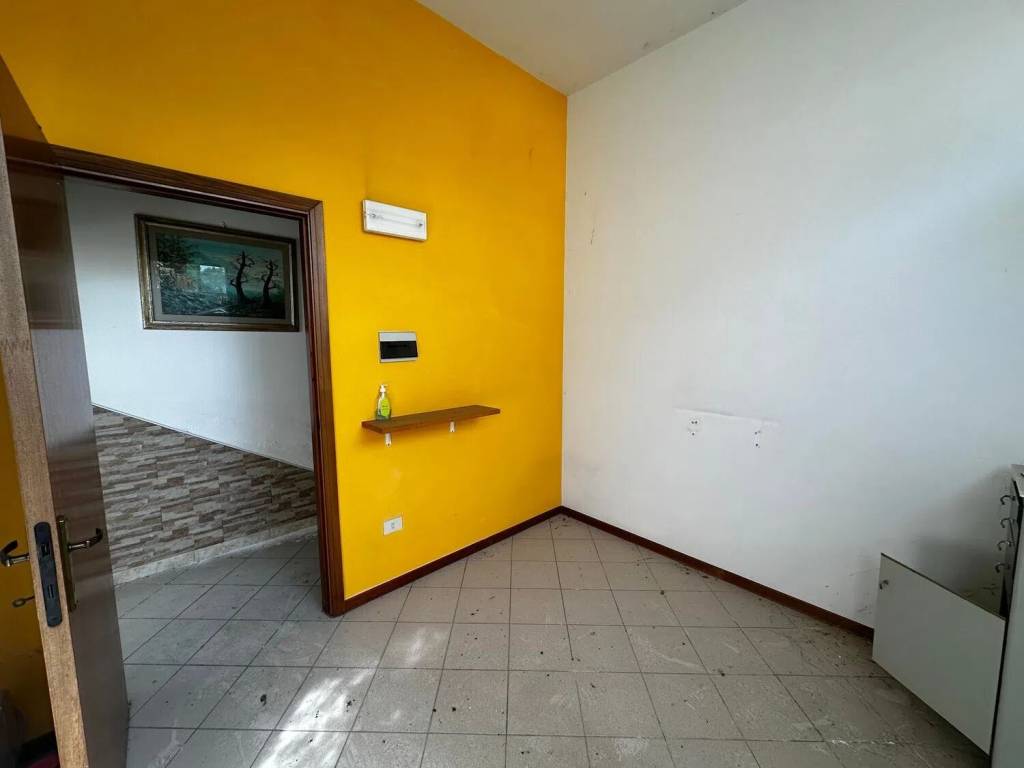 negozio in vendita a Scarperia e San Piero in zona Scarperia