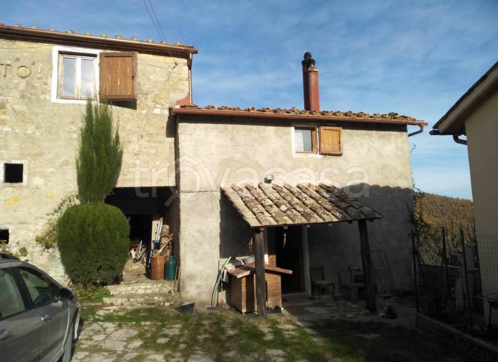 appartamento in vendita a Scarperia e San Piero in zona Scarperia