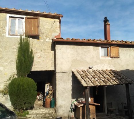 appartamento in vendita a Scarperia e San Piero in zona Scarperia