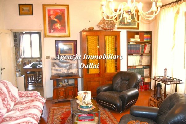 appartamento in vendita a Scarperia e San Piero in zona San Piero a Sieve