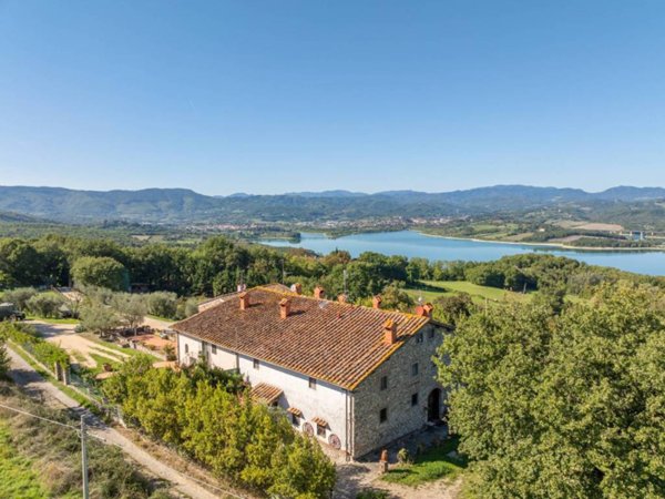 casa indipendente in vendita a Scarperia e San Piero
