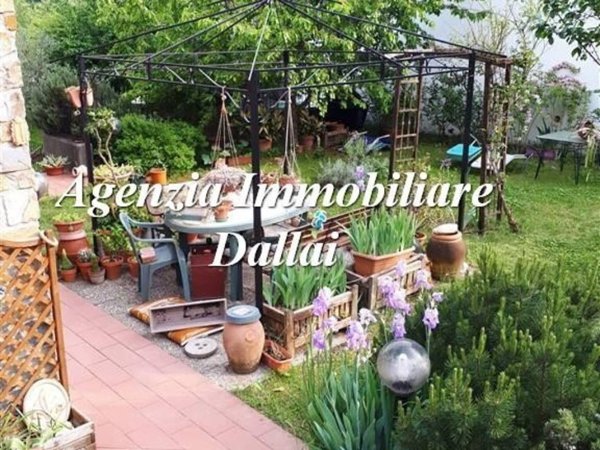 casa indipendente in vendita a Scarperia e San Piero in zona San Piero a Sieve