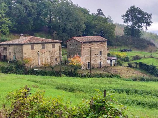 casa indipendente in vendita a Scarperia e San Piero