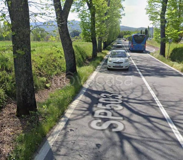 negozio in vendita a Scarperia e San Piero in zona San Piero a Sieve