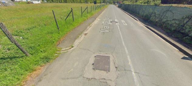 negozio in vendita a Scarperia e San Piero in zona San Piero a Sieve