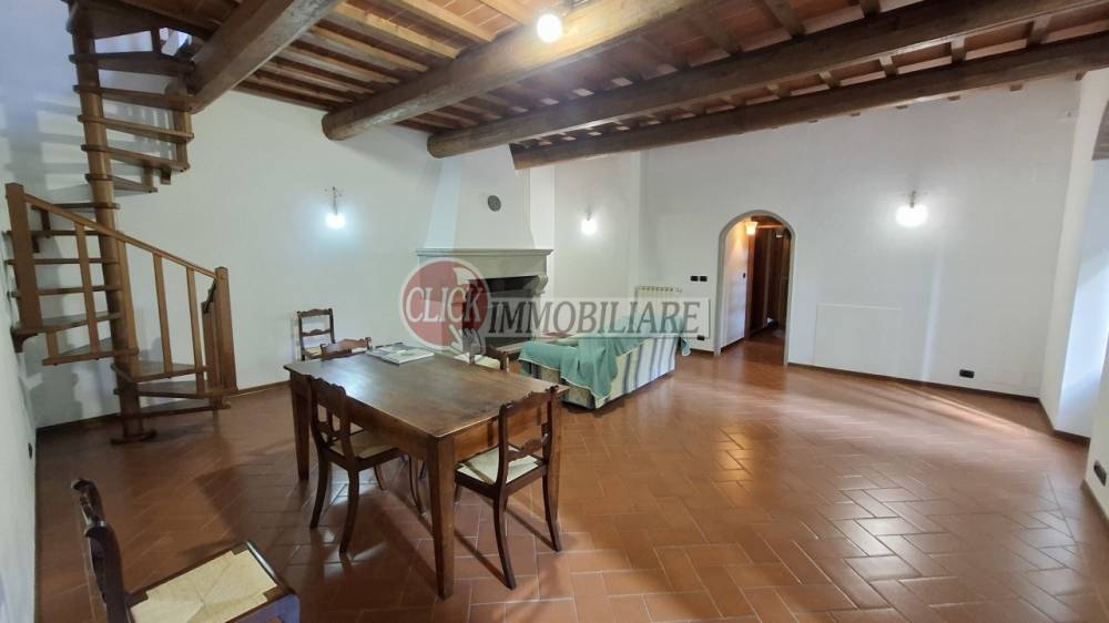 appartamento in vendita a Scarperia e San Piero in zona Scarperia