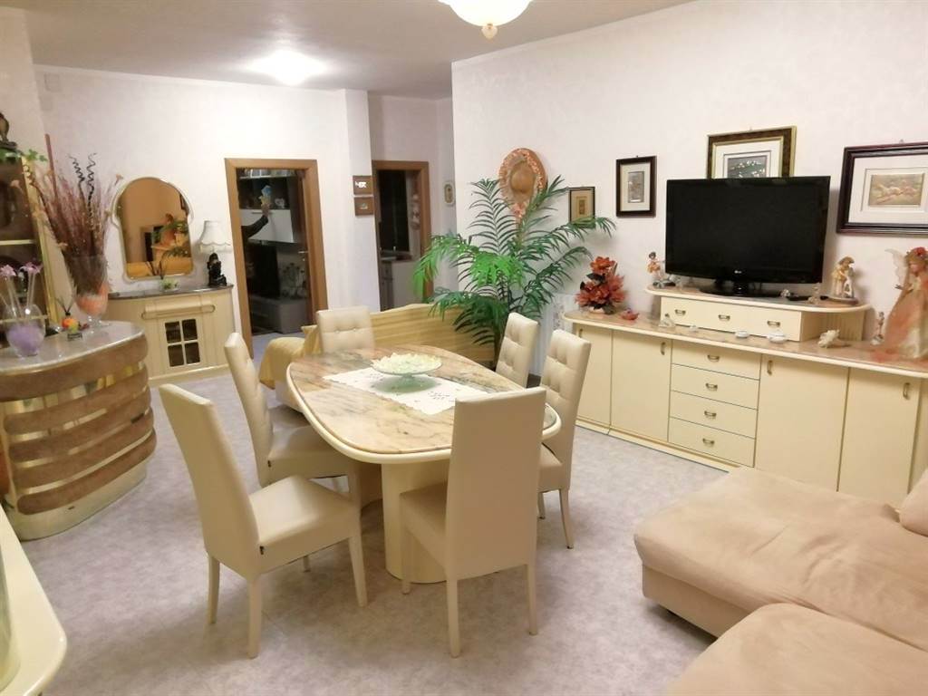 appartamento in vendita a Scarperia e San Piero in zona Scarperia