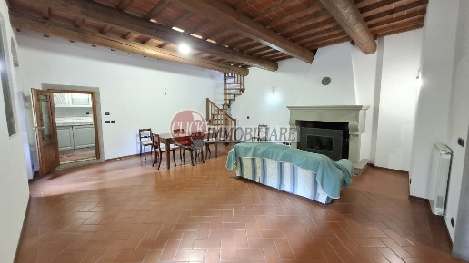 appartamento in vendita a Scarperia e San Piero in zona Scarperia