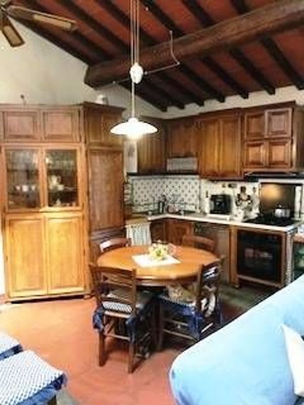 appartamento in vendita a Scarperia e San Piero in zona San Piero a Sieve