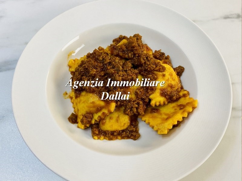 negozio in vendita a Scarperia e San Piero