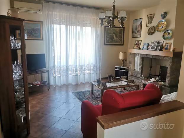 appartamento in vendita a Scarperia e San Piero in zona Scarperia