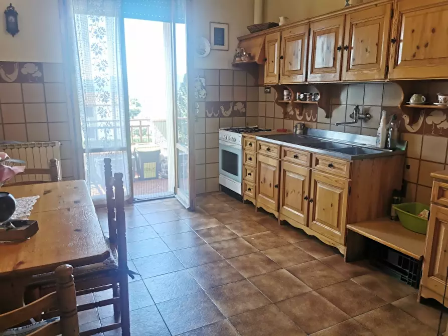 appartamento in vendita a Scarperia e San Piero in zona San Piero a Sieve