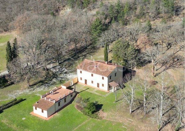 casa indipendente in vendita a Scarperia e San Piero