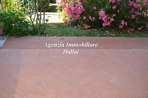 casa indipendente in vendita a Scarperia e San Piero in zona San Piero a Sieve