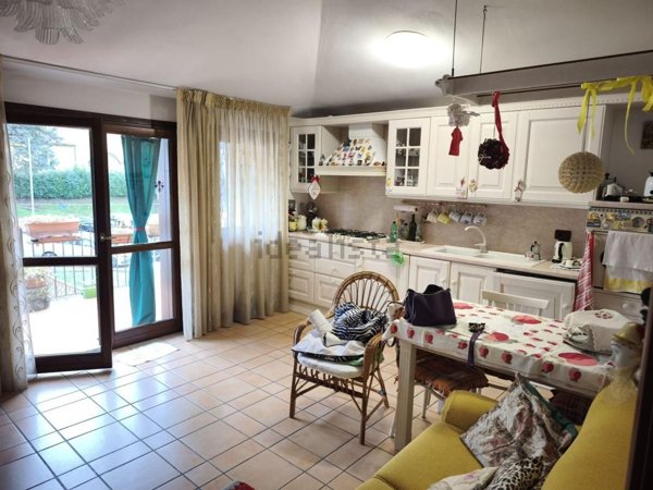 appartamento in vendita a Scarperia e San Piero in zona San Piero a Sieve