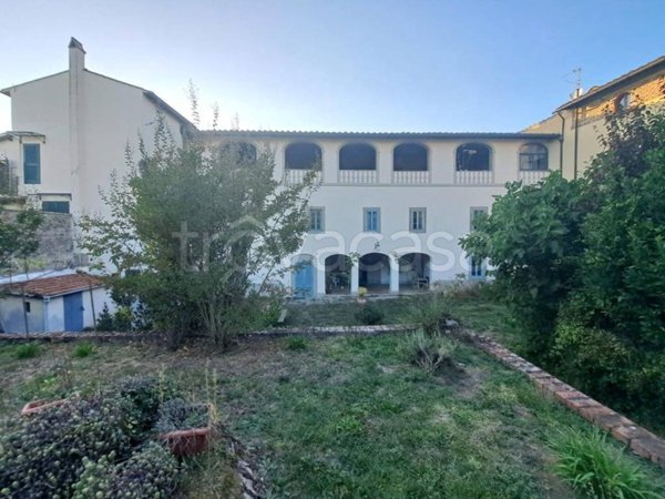casa indipendente in vendita a Scarperia e San Piero