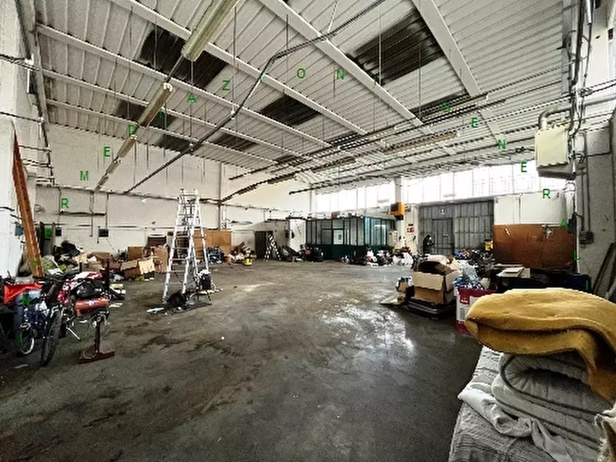 locale di sgombero in vendita a Scarperia e San Piero in zona Scarperia