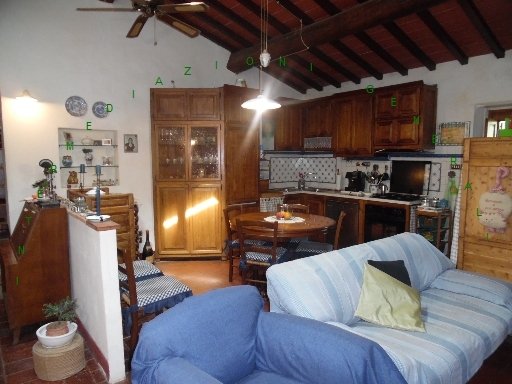 casa semindipendente a Scarperia e San Piero in zona San Piero a Sieve