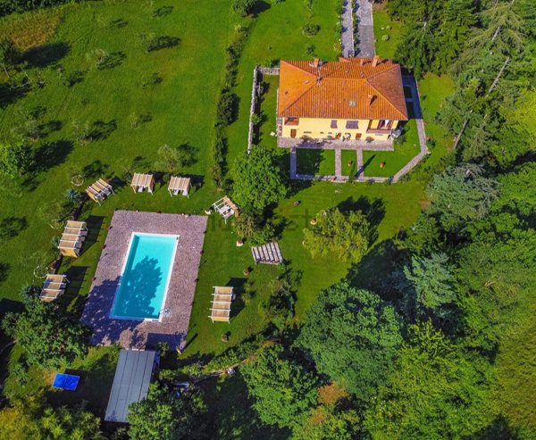 casa indipendente in vendita a Scarperia e San Piero