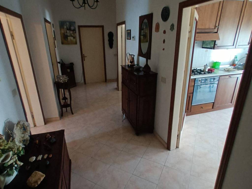 appartamento in vendita a Scarperia e San Piero in zona San Piero a Sieve