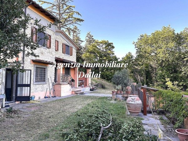 casa indipendente in vendita a Scarperia e San Piero in zona Scarperia