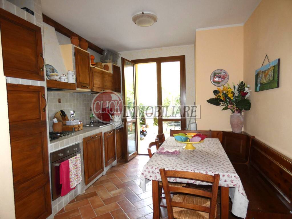 casa indipendente in vendita a Scarperia e San Piero in zona San Piero a Sieve