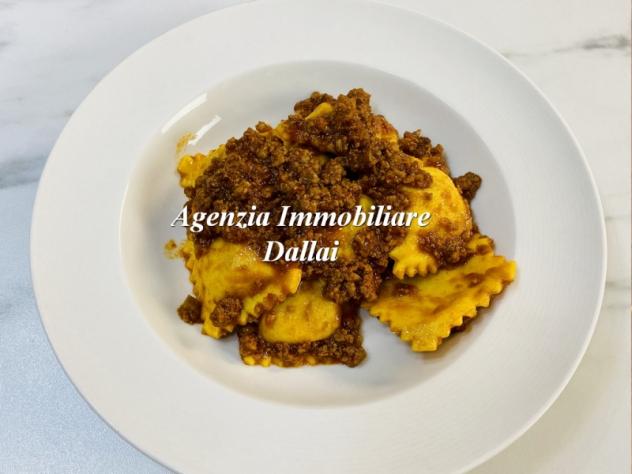 negozio in vendita a Scarperia e San Piero