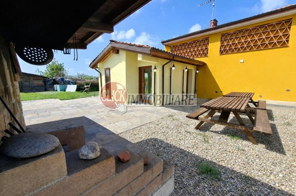 casa indipendente in vendita a Scarperia e San Piero in zona Scarperia