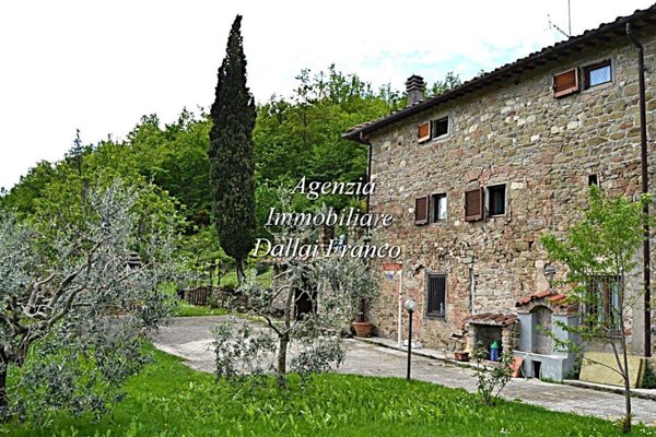 casale in vendita a Scarperia e San Piero in zona Scarperia