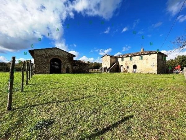 casale in vendita a Scarperia e San Piero