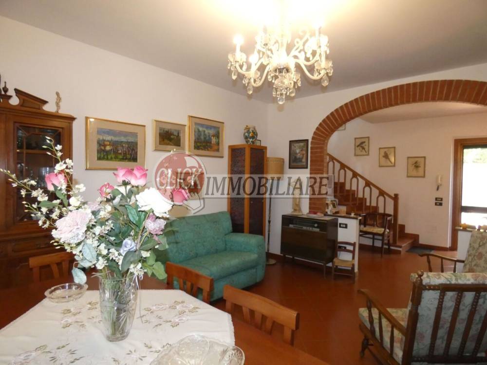 casa indipendente in vendita a Scarperia e San Piero in zona Ponzalla
