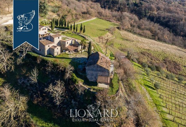 pentavano in vendita a Scarperia e San Piero in zona Ponzalla