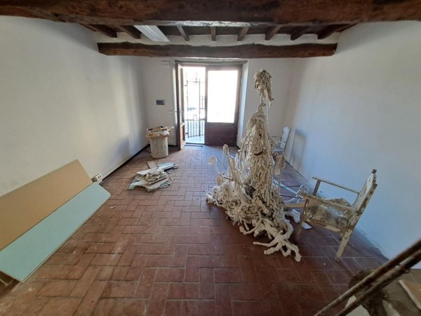 negozio in vendita a Scarperia e San Piero in zona San Piero a Sieve