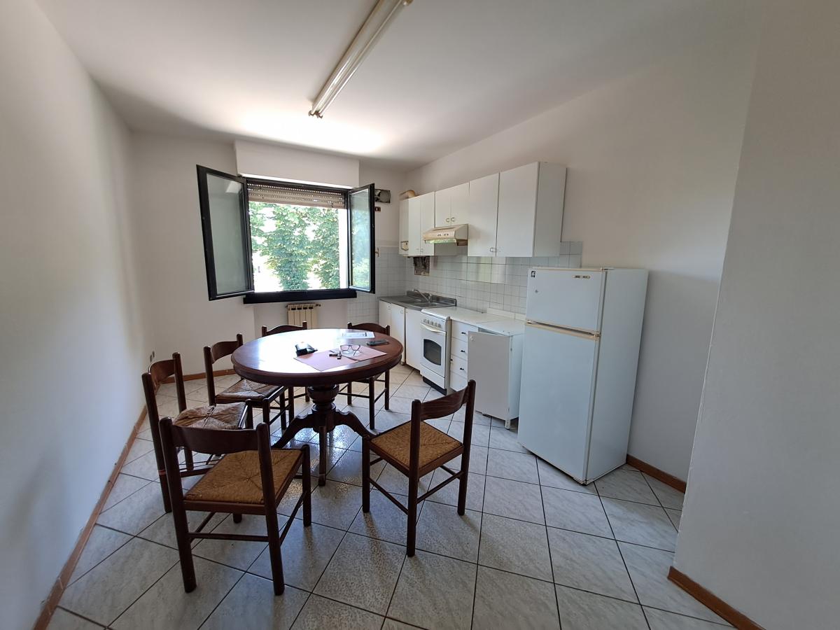 appartamento in vendita a Scarperia e San Piero in zona San Piero a Sieve