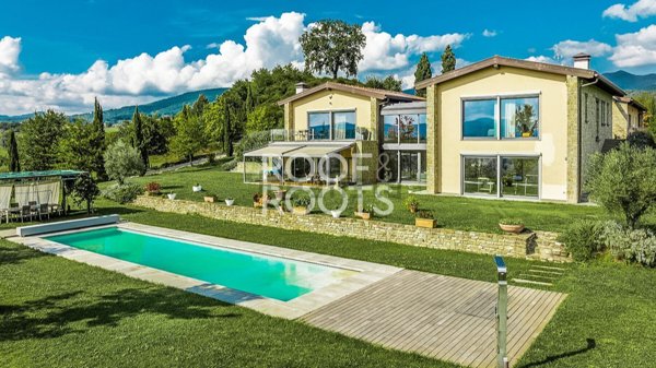 casa indipendente in vendita a Scarperia e San Piero in zona Ponzalla
