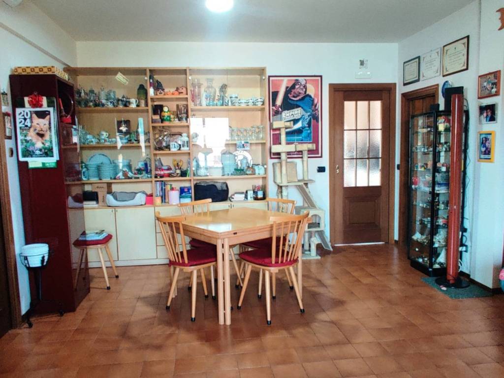 appartamento in vendita a Scarperia e San Piero in zona San Piero a Sieve