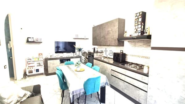 appartamento in vendita a Scarperia e San Piero in zona San Piero a Sieve