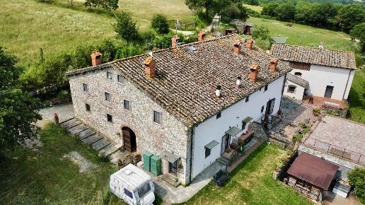 appartamento in vendita a Scarperia e San Piero in zona Ponzalla