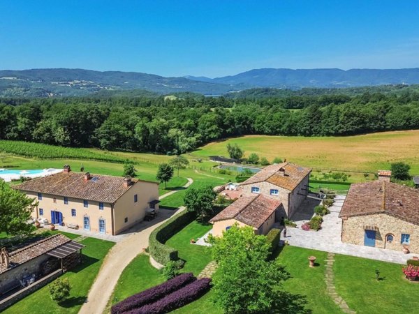 casa indipendente in vendita a Scarperia e San Piero in zona Ponzalla