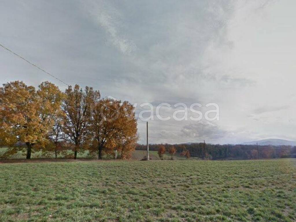 terreno in vendita a Scarperia e San Piero in zona Ponzalla
