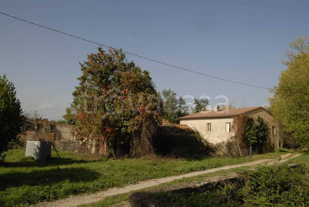 casa indipendente in vendita a Scarperia e San Piero in zona Ponzalla