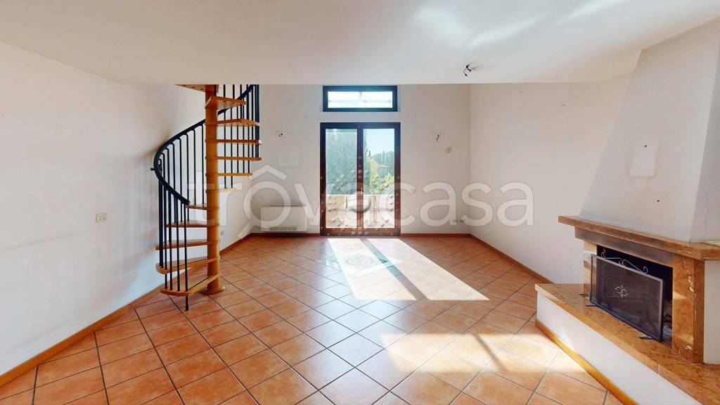 appartamento in vendita a Barberino Tavarnelle in zona San Donato in Poggio