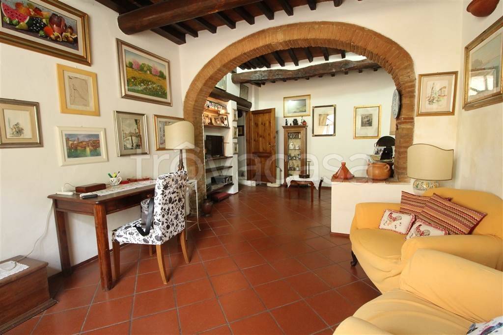 appartamento in vendita a Barberino Tavarnelle in zona Barberino Val d'Elsa