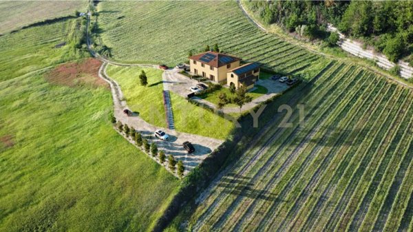 casa indipendente in vendita a Barberino Tavarnelle in zona Vico d'Elsa